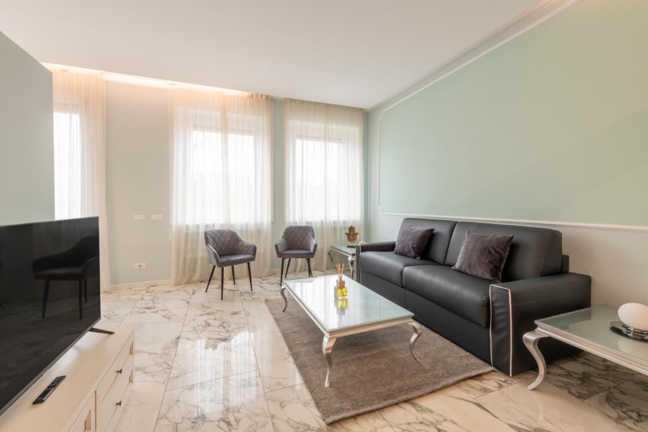 Milan Royal Suites Luxury Brera מראה חיצוני תמונה